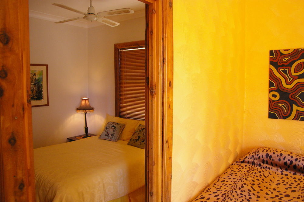 Sonja'S Bed And Breakfast Lightning Ridge Exterior foto