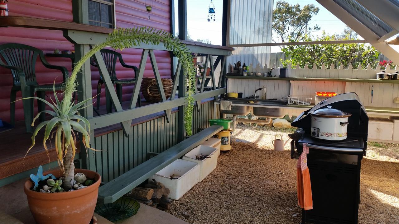 Sonja'S Bed And Breakfast Lightning Ridge Exterior foto