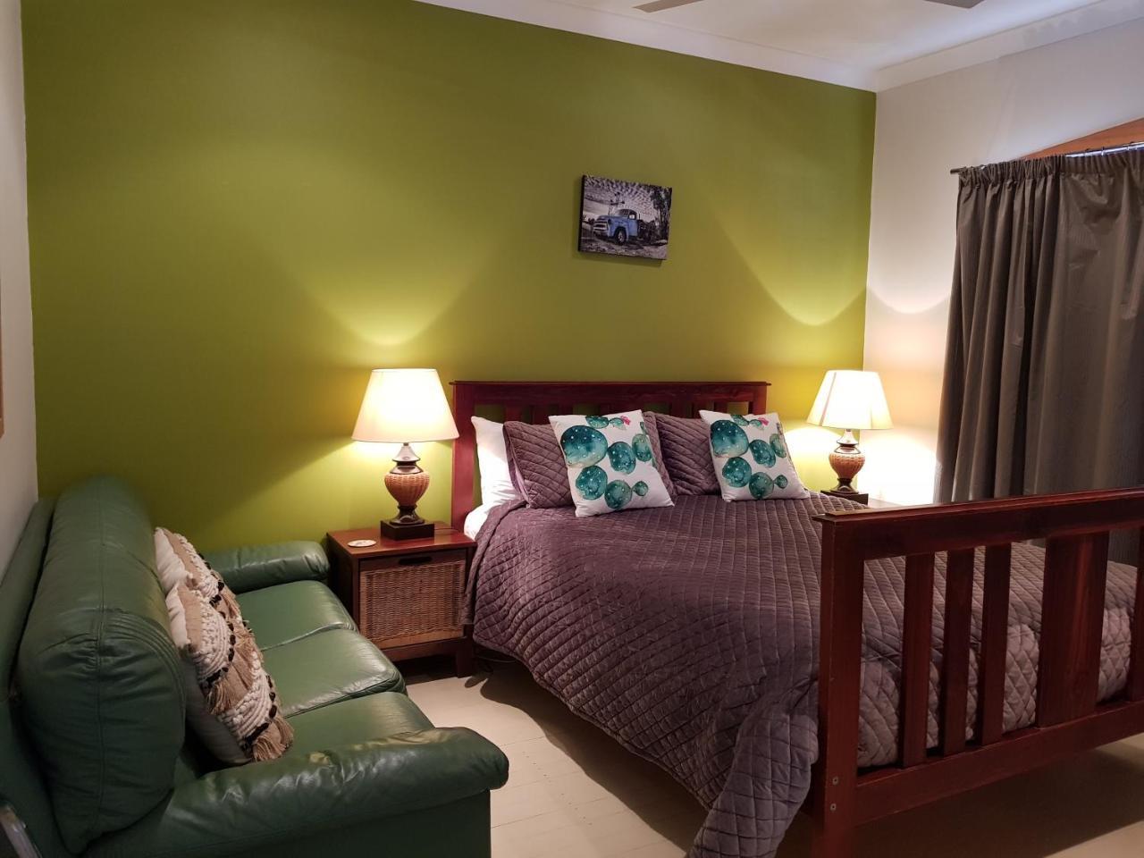 Sonja'S Bed And Breakfast Lightning Ridge Exterior foto